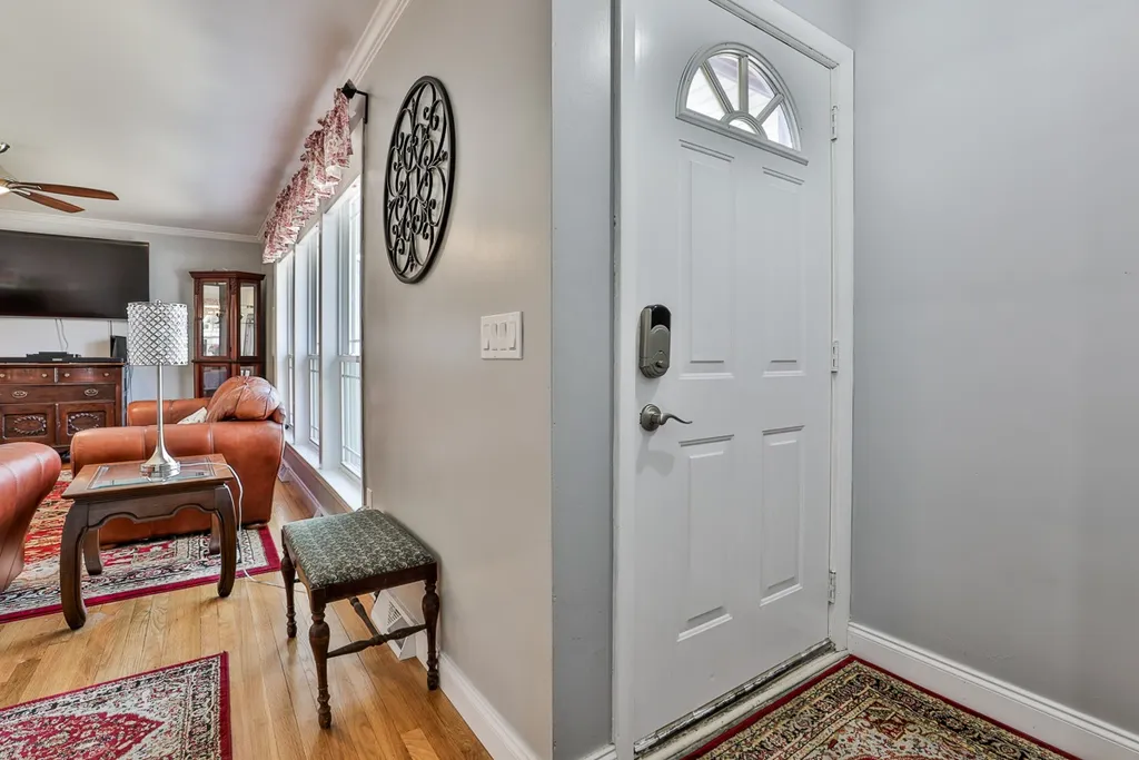 255 Paquette Avenue Manchester NH 03104