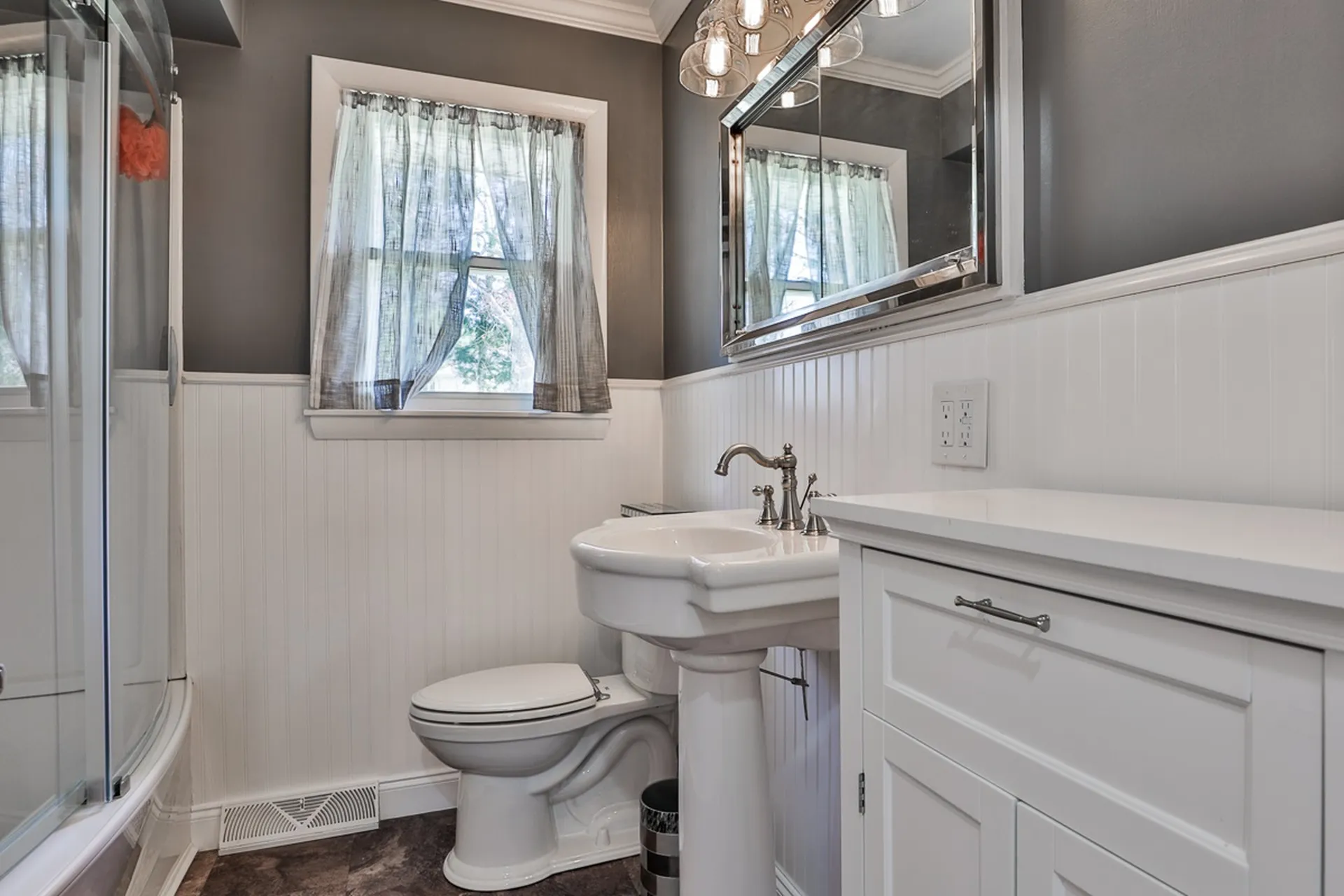 255 Paquette Avenue Manchester NH 03104