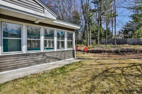 255 Paquette Avenue Manchester NH 03104