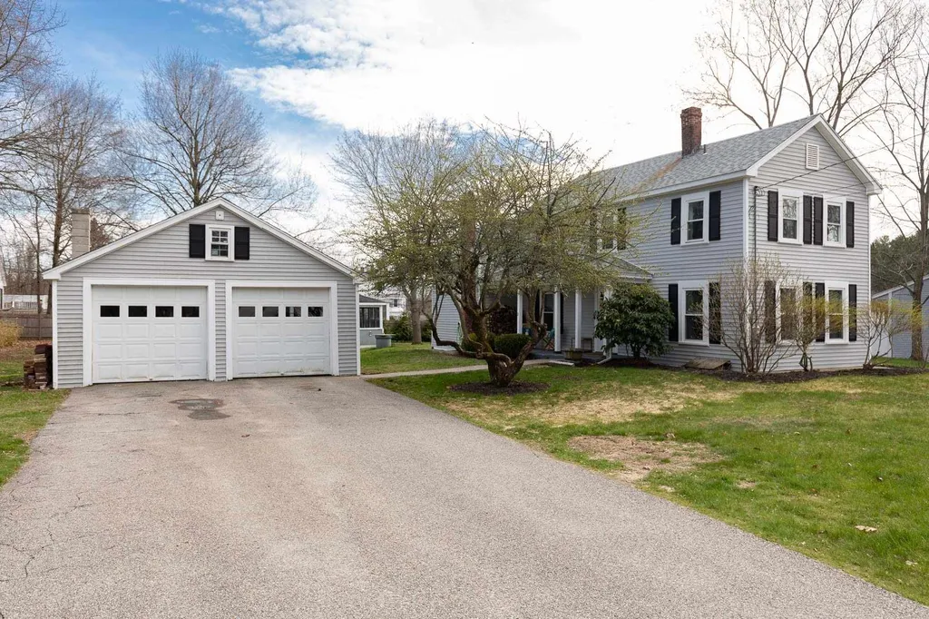 13 Mckinley Street Exeter NH 03833