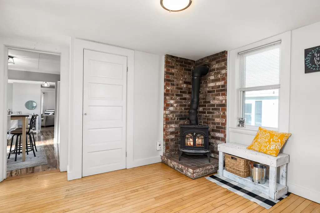 13 Mckinley Street Exeter NH 03833