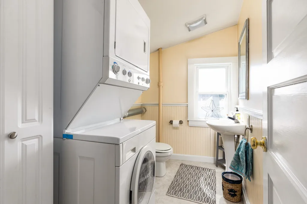 13 Mckinley Street Exeter NH 03833