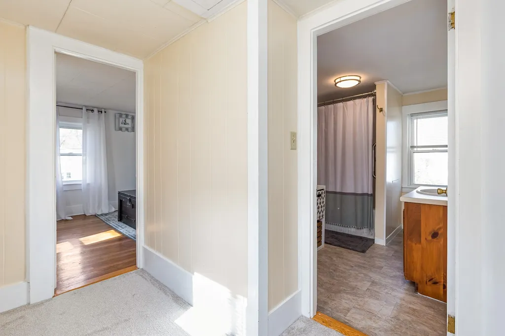 13 Mckinley Street Exeter NH 03833