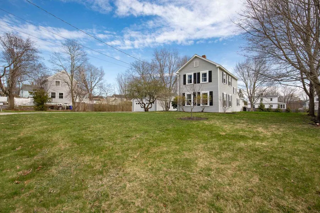 13 Mckinley Street Exeter NH 03833