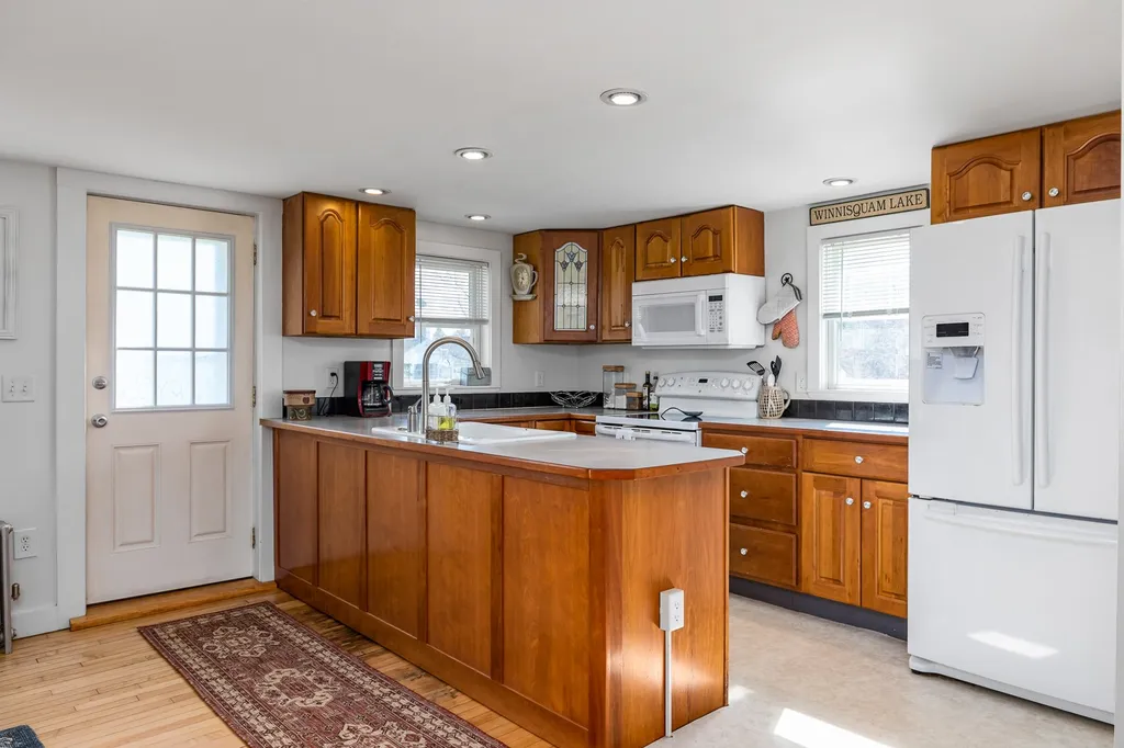 13 Mckinley Street Exeter NH 03833