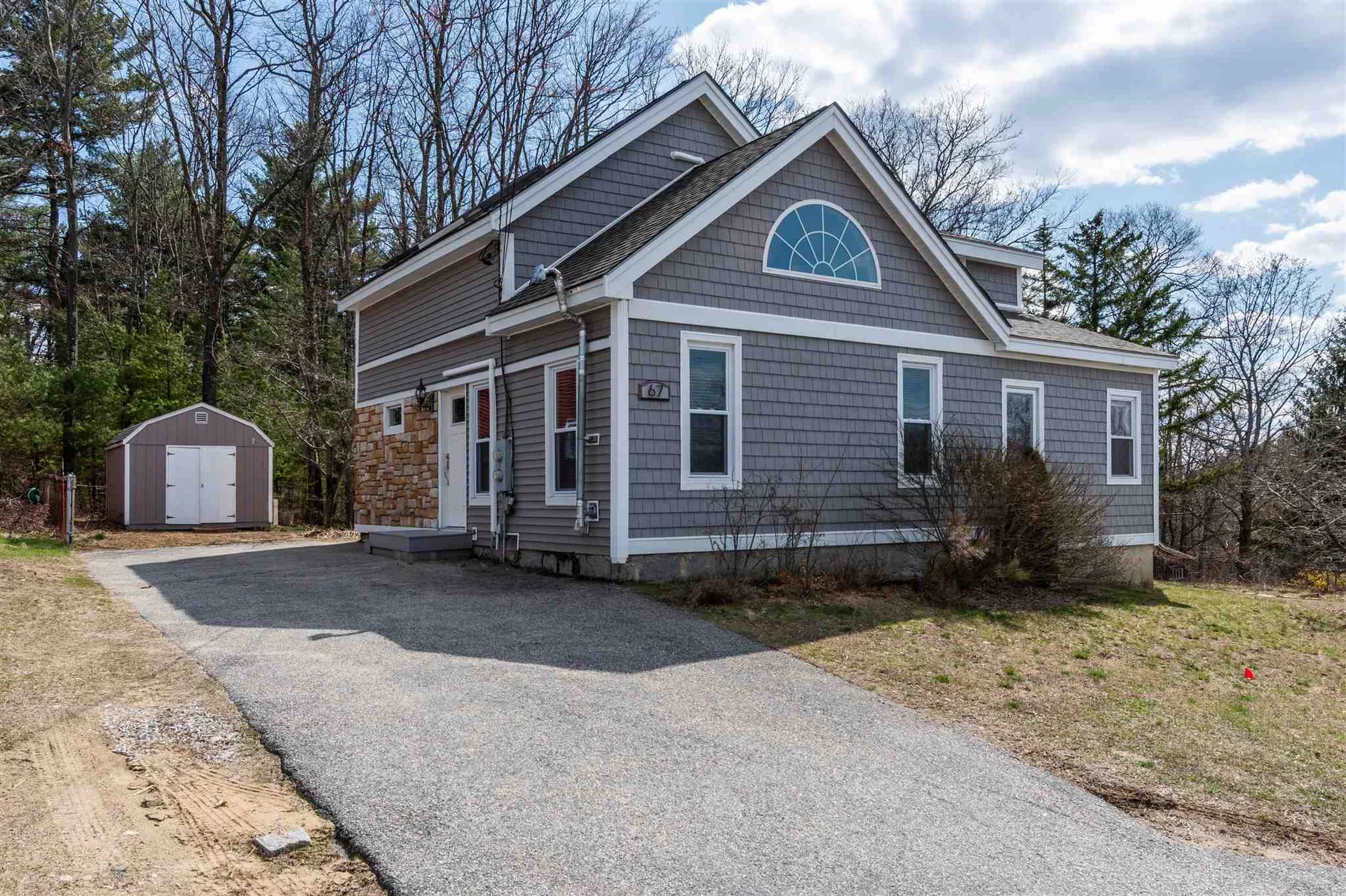 67 Gold Street Manchester NH 03103