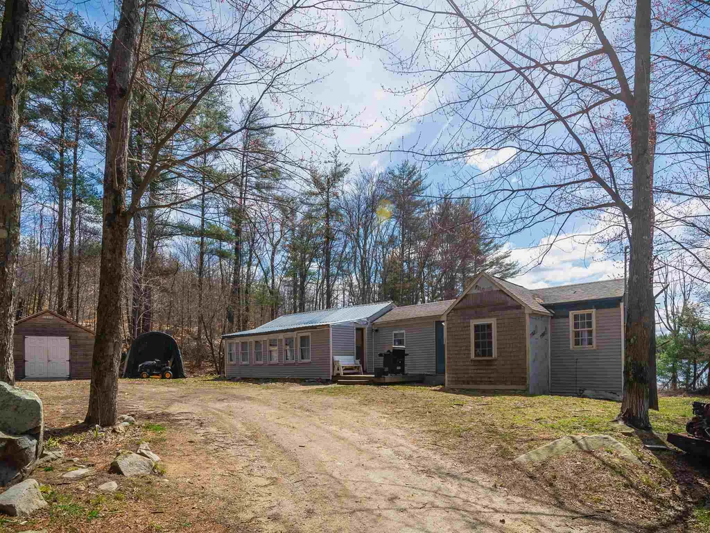 1587 Center Road Lyndeborough NH 03082
