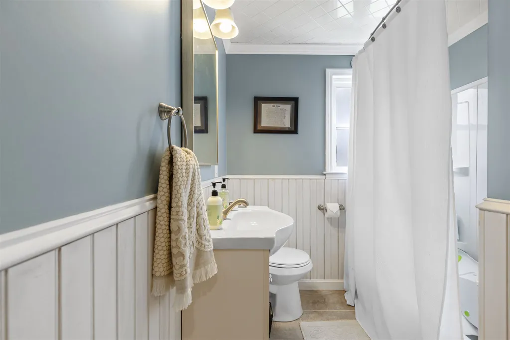 132 Rogers Road Kittery ME 03904