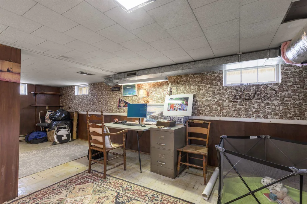 132 Rogers Road Kittery ME 03904