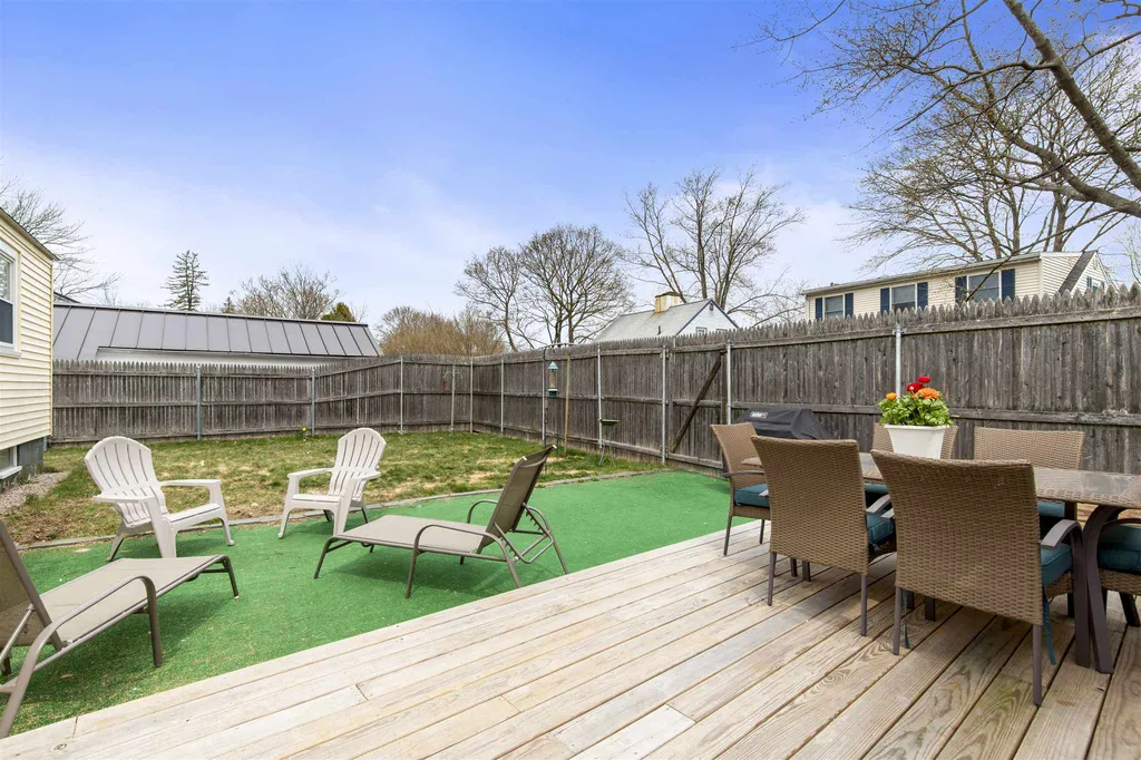 132 Rogers Road Kittery ME 03904