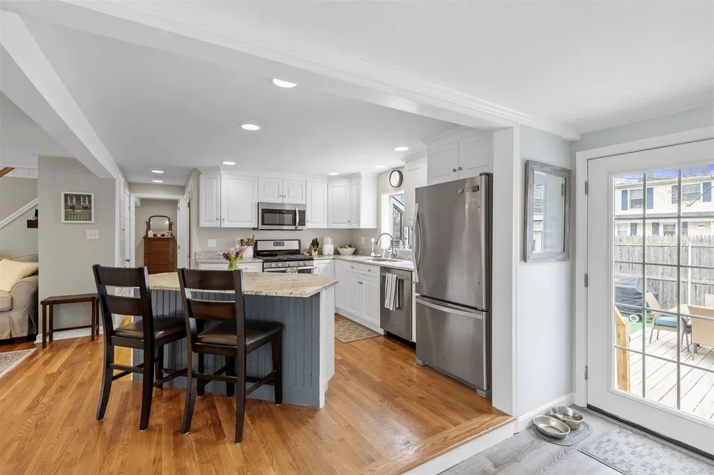 132 Rogers Road Kittery ME 03904