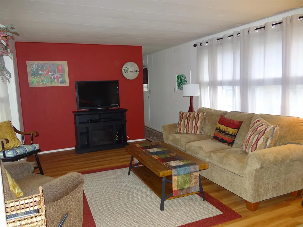 26 Oak Hill Drive Hampstead NH 03841