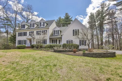 12 Rockrimmon Road North Hampton NH 03862