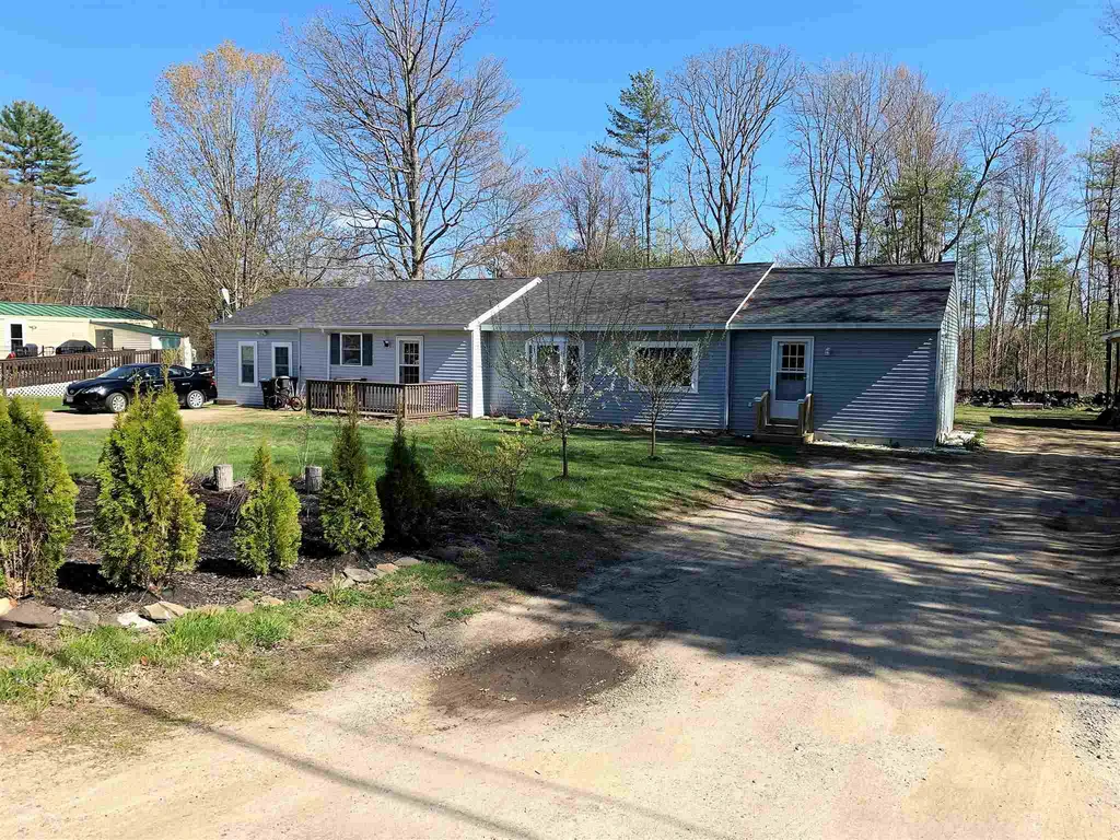 46 Woodrow Avenue Franklin NH 03235