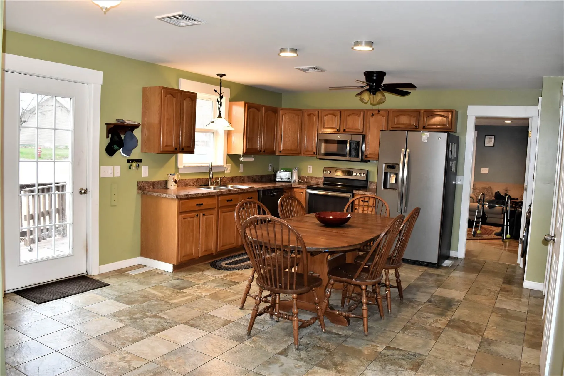 46 Woodrow Avenue Franklin NH 03235