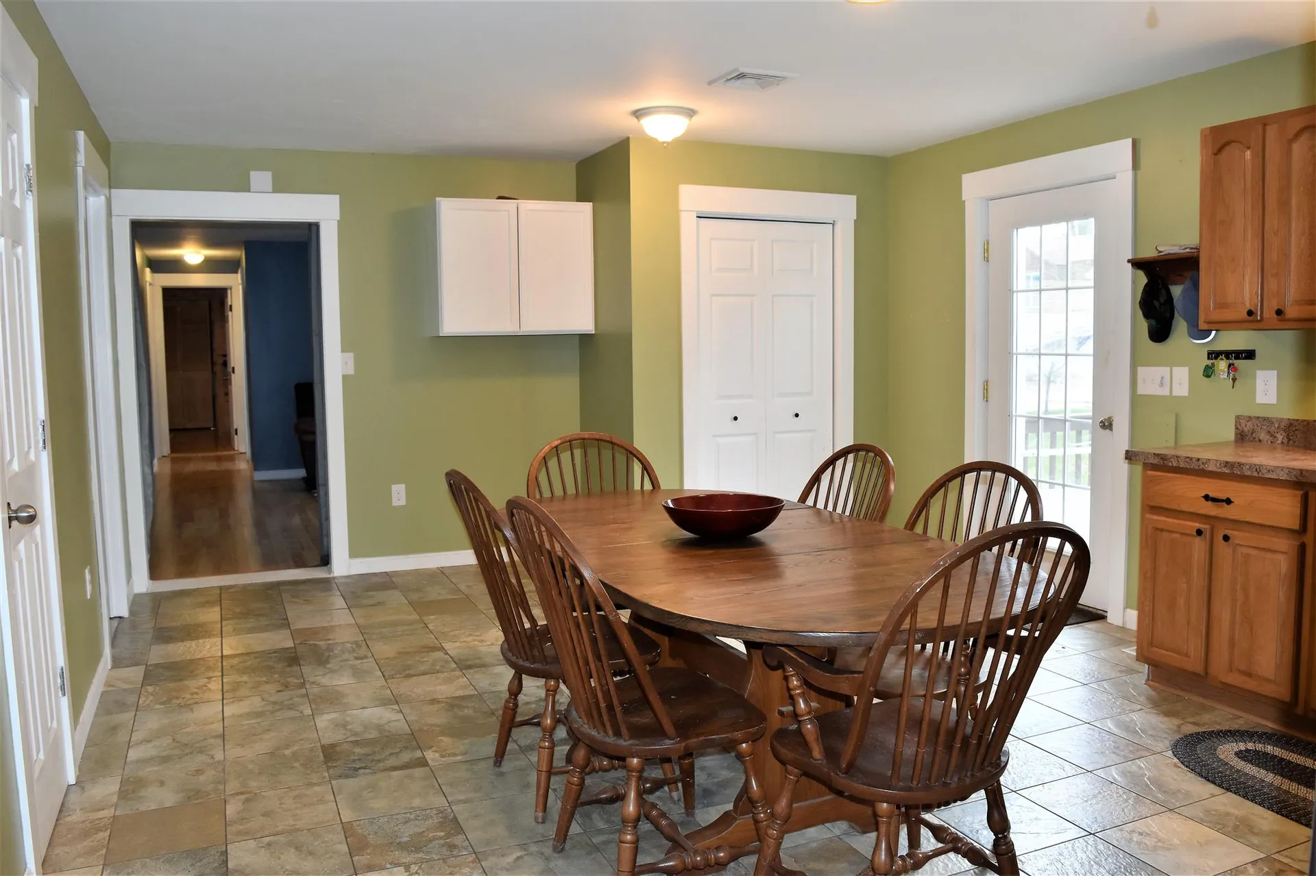 46 Woodrow Avenue Franklin NH 03235