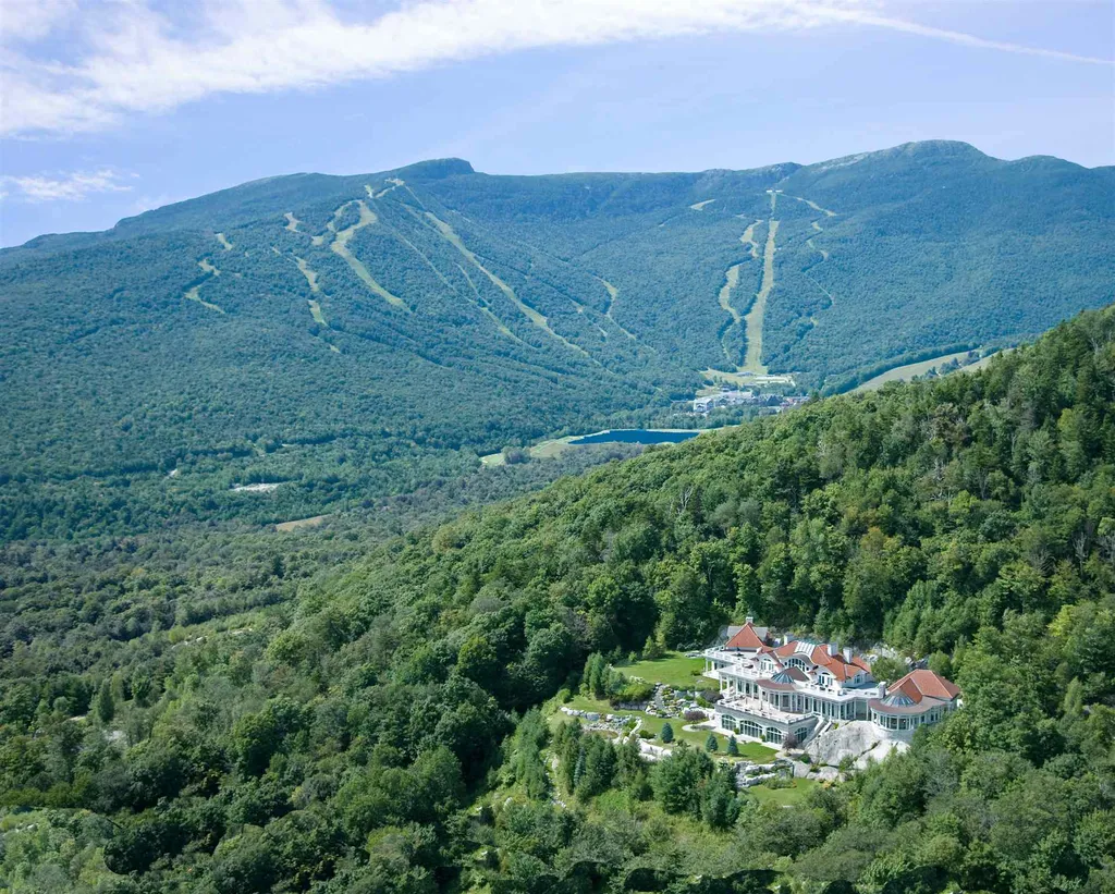 189 Upper Springs Road Stowe VT 05672