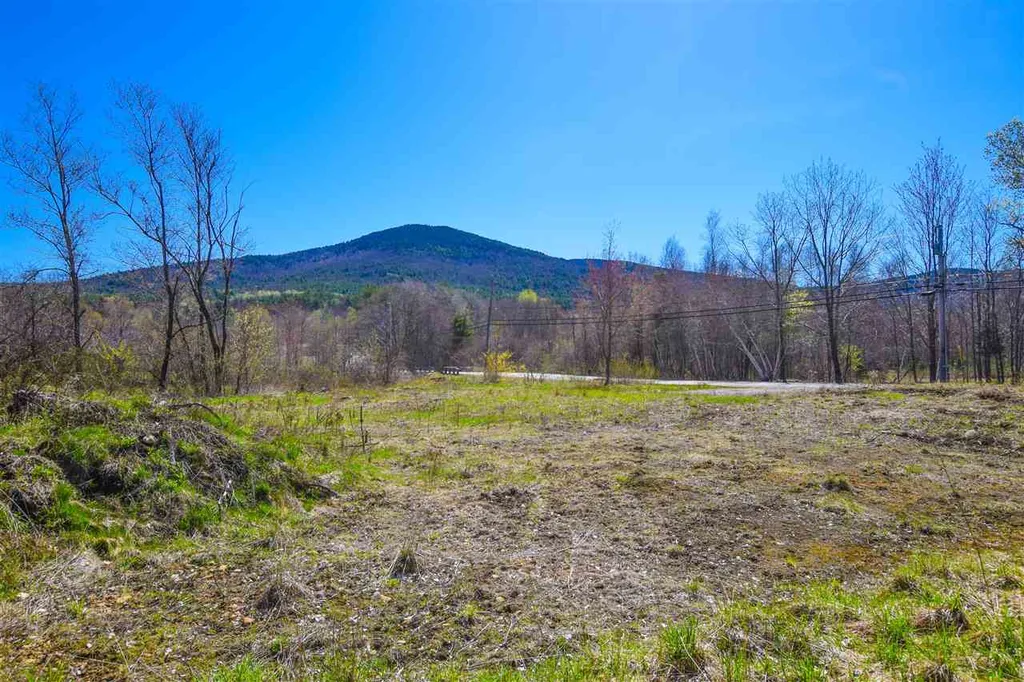 264 Hoyt Road Gilford NH 03249