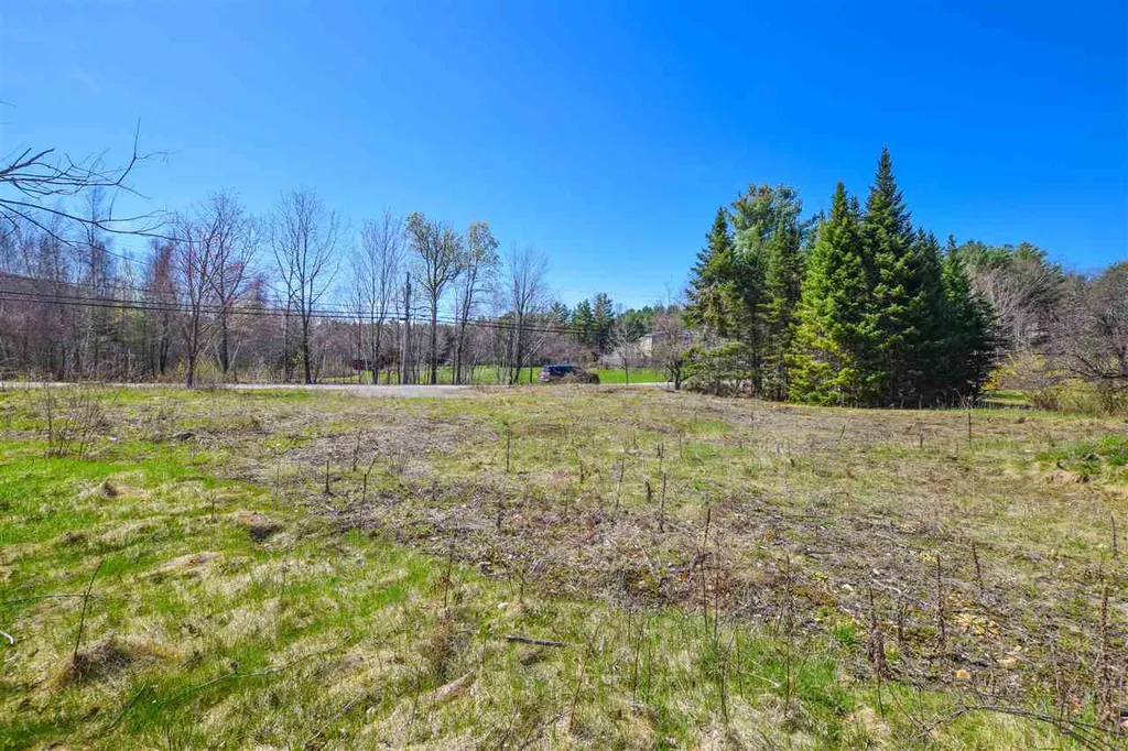 264 Hoyt Road Gilford NH 03249