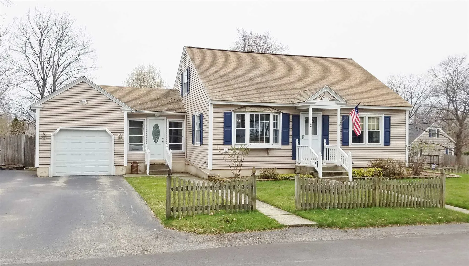 2 Orlando Street Nashua NH 03064