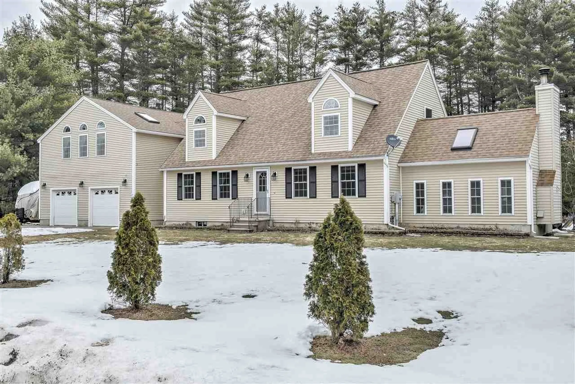 39 Lake Shore Drive Winchester NH 03470