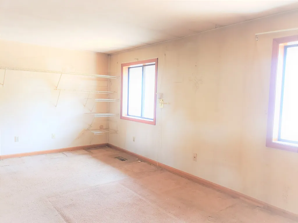 136 Hackett Hill Road Hooksett NH 03106