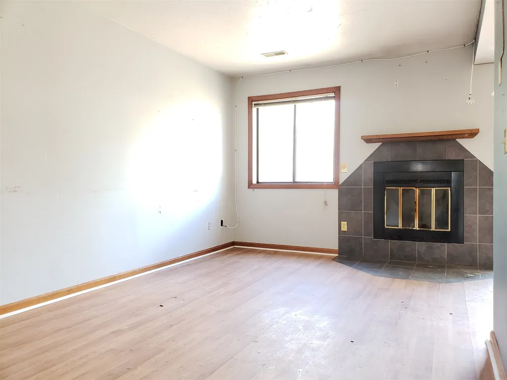 136 Hackett Hill Road Hooksett NH 03106