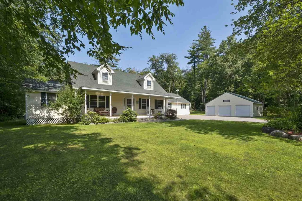 14 Carol Drive Tilton NH 03276