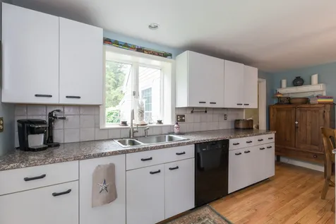 2 Spruce Meadow Drive North Hampton NH 03862