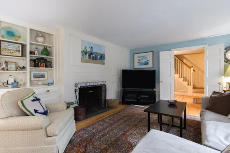 2 Spruce Meadow Drive North Hampton NH 03862