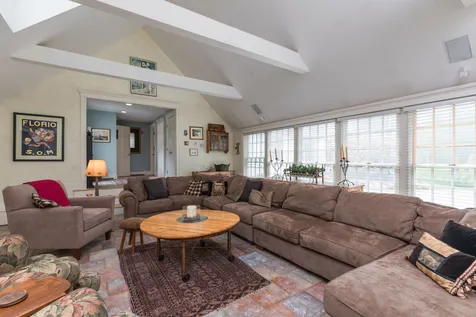 2 Spruce Meadow Drive North Hampton NH 03862