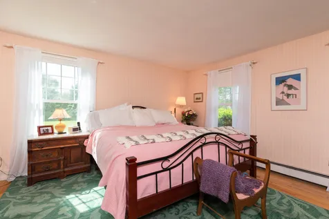 2 Spruce Meadow Drive North Hampton NH 03862