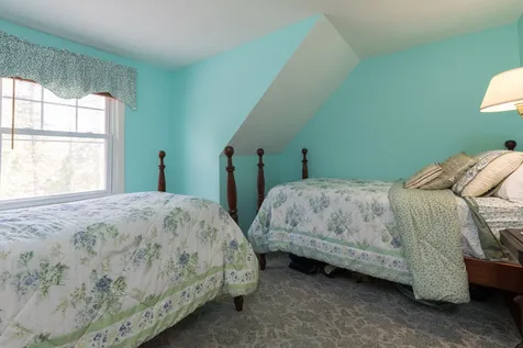 2 Spruce Meadow Drive North Hampton NH 03862