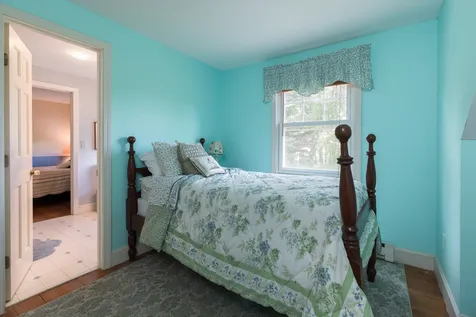 2 Spruce Meadow Drive North Hampton NH 03862
