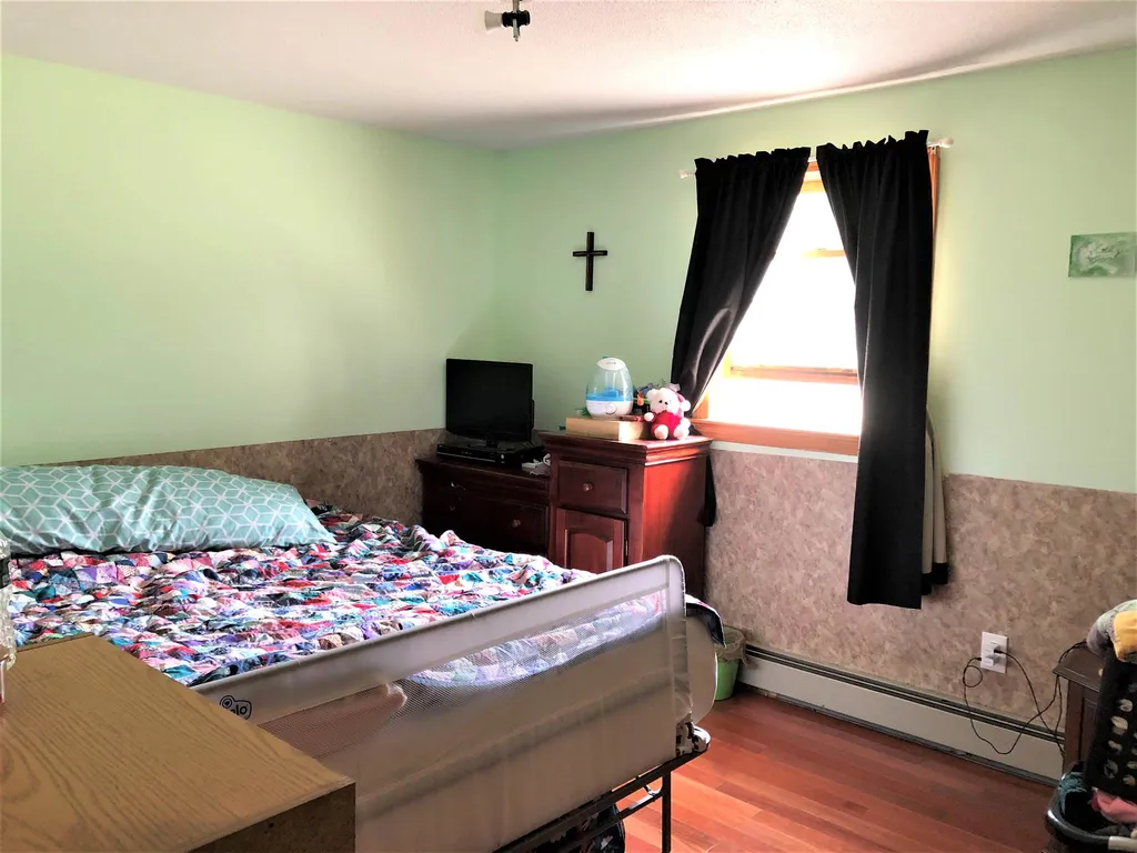 32 Bowker Street Claremont NH 03743