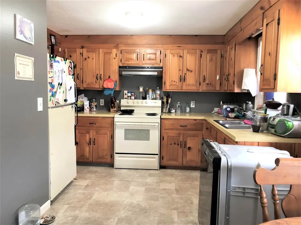 32 Bowker Street Claremont NH 03743