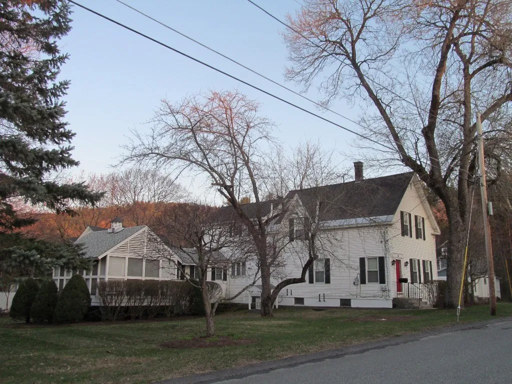 24 Henry Street Claremont NH 03743