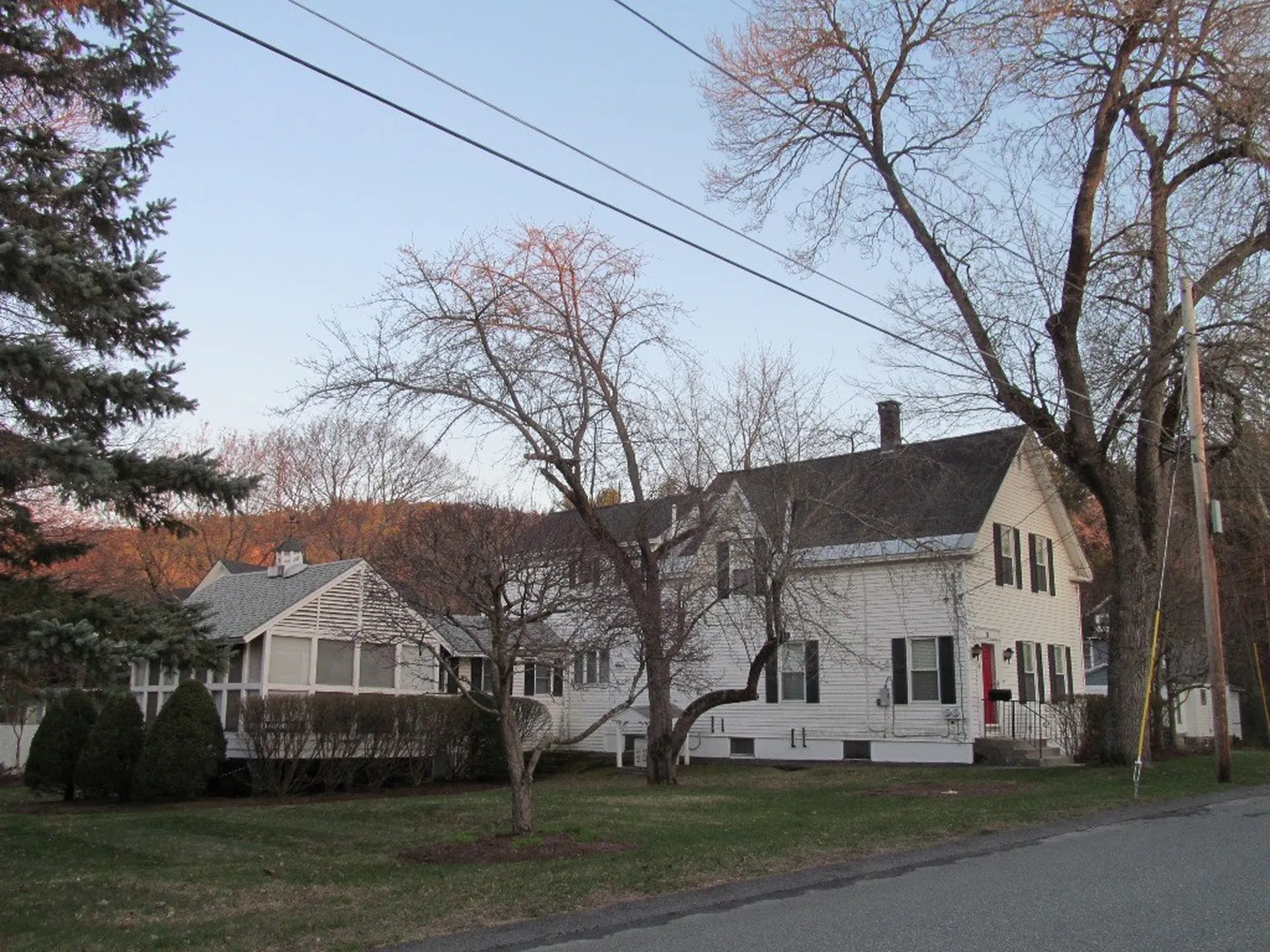 24 Henry Street Claremont NH 03743