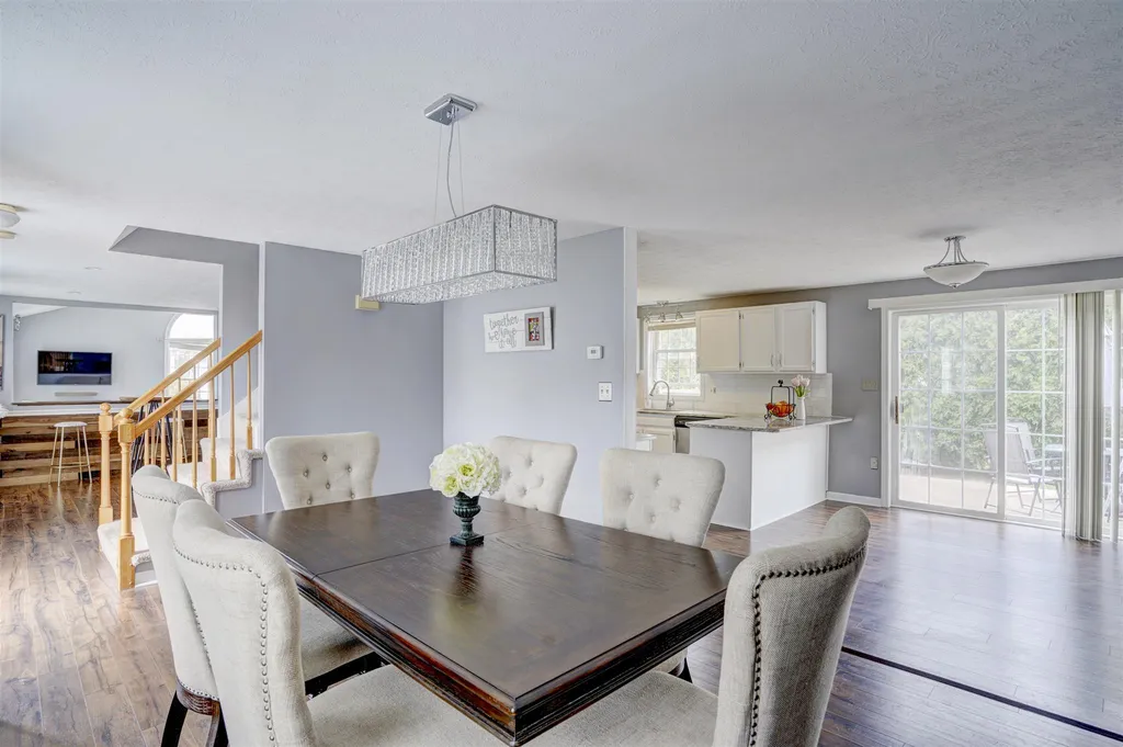 560 Megan Drive Manchester NH 03109