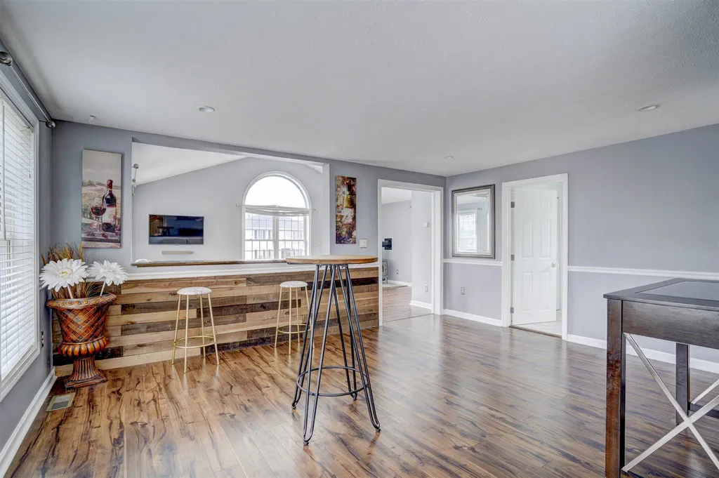 560 Megan Drive Manchester NH 03109