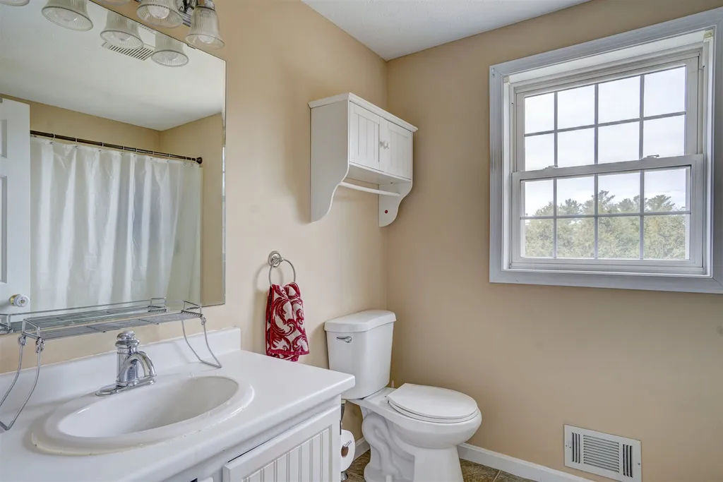 560 Megan Drive Manchester NH 03109