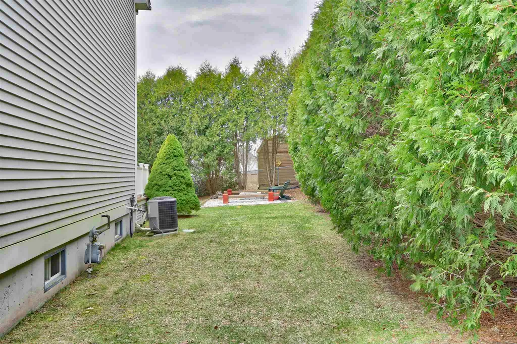 560 Megan Drive Manchester NH 03109