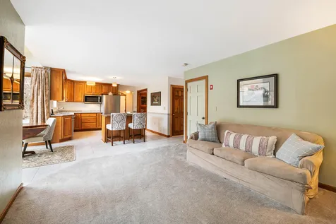 6 Twin Oaks Drive Mont Vernon NH 03057