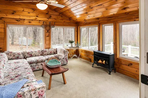 6 Twin Oaks Drive Mont Vernon NH 03057