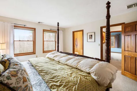 6 Twin Oaks Drive Mont Vernon NH 03057
