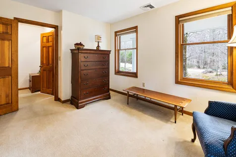 6 Twin Oaks Drive Mont Vernon NH 03057