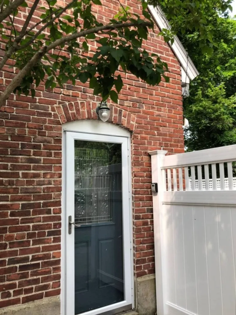 31 Chester Street Nashua NH 03064