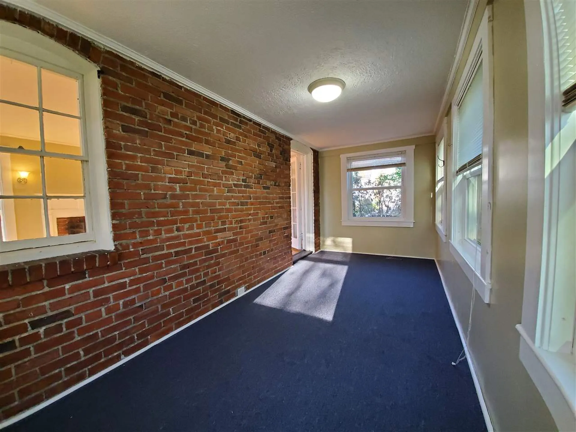 31 Chester Street Nashua NH 03064