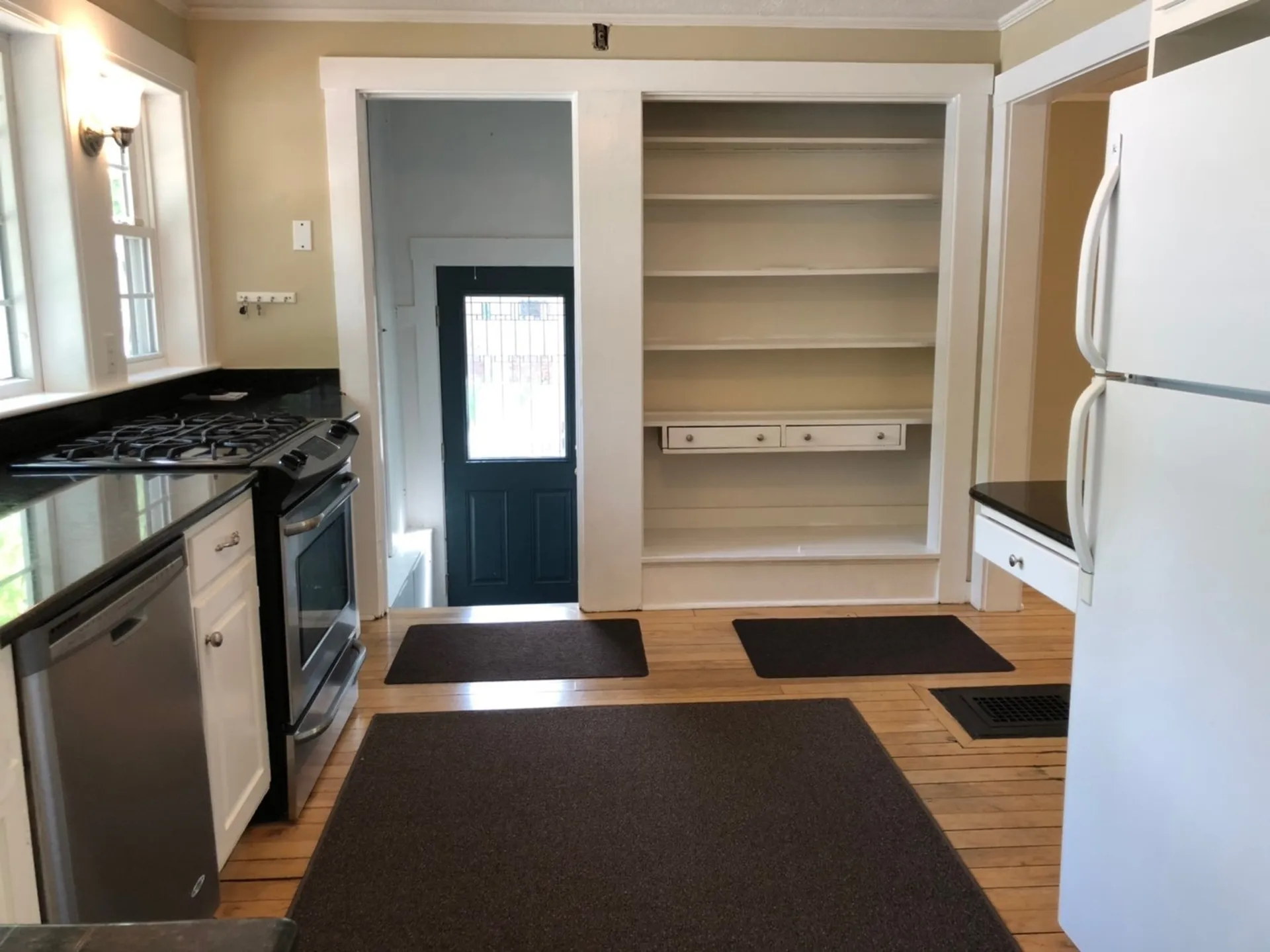 31 Chester Street Nashua NH 03064
