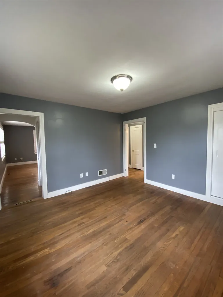 27 Glenwood Avenue Dover NH 03820